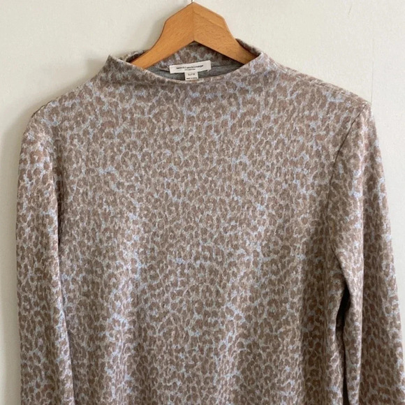 Beachlunchlounge tan leopard print mock neck knit long sleeve top size large - Picture 5 of 7
